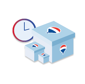 pudełka ułożone w schody z zegarem w tle